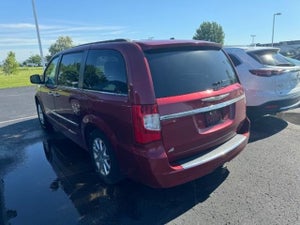 2016 Chrysler Town &amp; Country 4dr Wgn Touring
